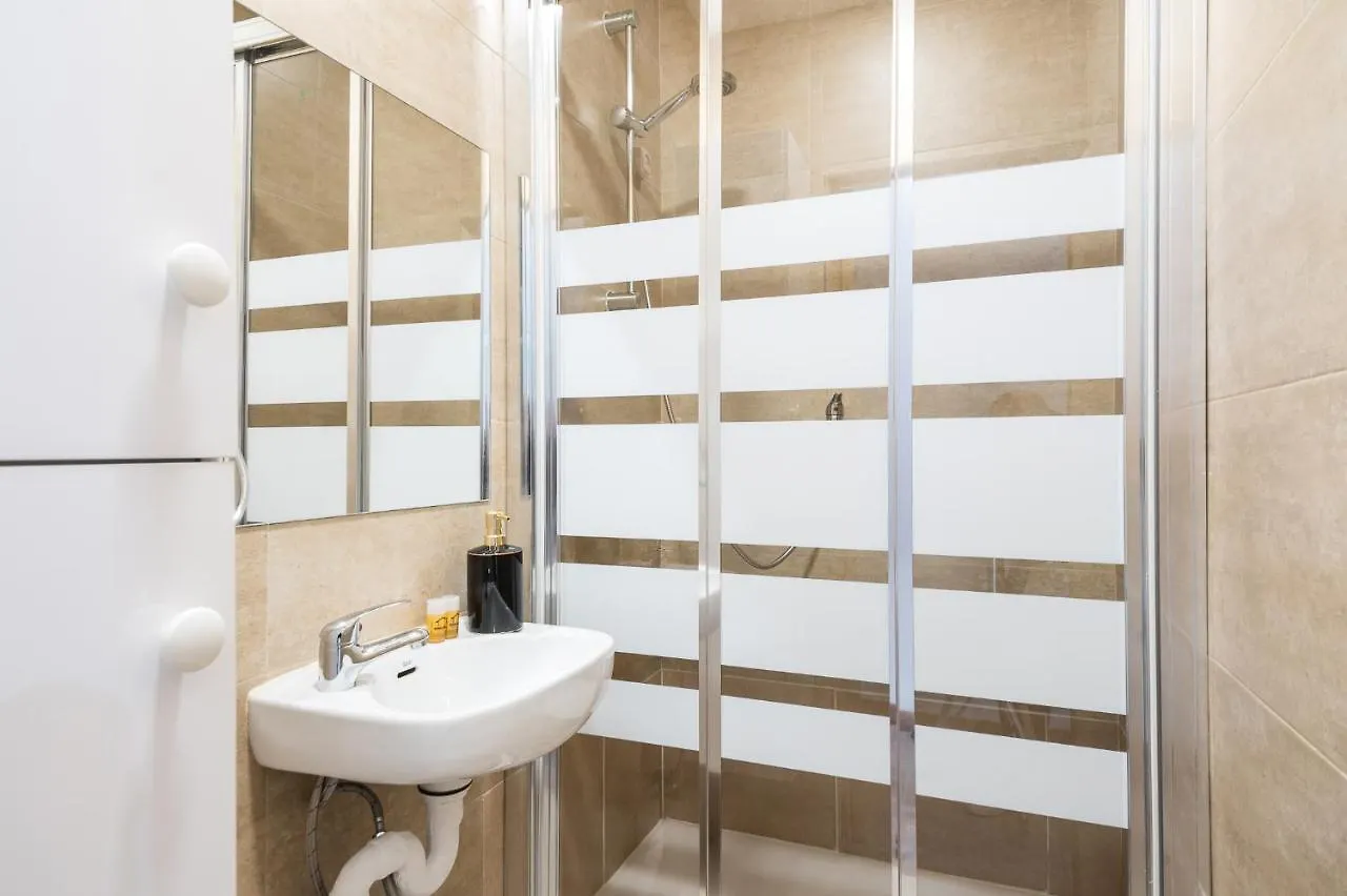 Apartment Homenfun Barcelona Studio Camp Nou II L'Hospitalet de Llobregat